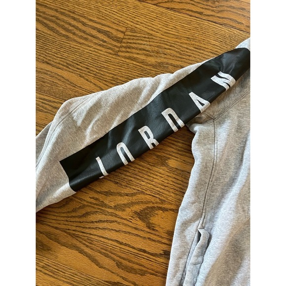 Nike Air Jordan Hoodie Adult L Flight Jumpman Spell Out Sleeves Retro Streetwear - Picture 3 of 8